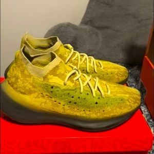 Yeezy 380 ‘Hylyte’